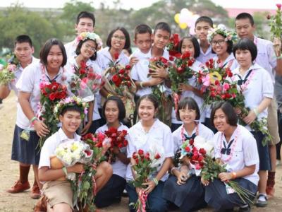 วันแห่งศักดิ์ศรี เวทีแห่งเกียรติยศ