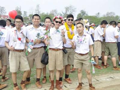วันแห่งศักดิ์ศรี เวทีแห่งเกียรติยศ