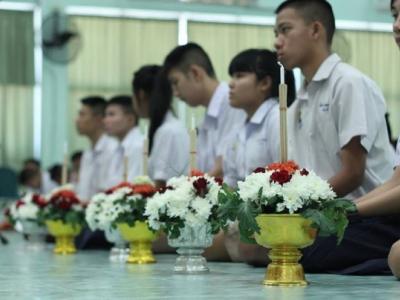 พิธีไหว้ครูประจำปีการศึกษา 2558