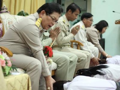 พิธีไหว้ครูประจำปีการศึกษา 2558