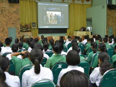 กองทัพอากาศแนะแนวโรงเรียนเพชรพิทยาคม