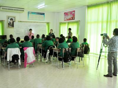 สพม.40 นำคณะถ่ายทำ VTR บรรยายสรุปผลงานสพม.40